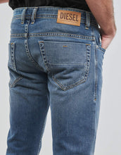 Carica l&#39;immagine nel visualizzatore di Gallery, Diesel Jeans Uomo
