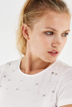 Carica l&#39;immagine nel visualizzatore di Gallery, FREDDY - T-Shirt in Jersey A Maniche Corte Decorata da Perline
