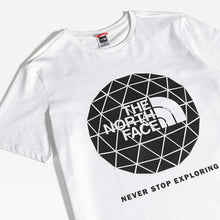 Carica l&#39;immagine nel visualizzatore di Gallery, The North Face T-Shirt Uomo Geodome Bianca
