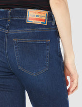 Carica l&#39;immagine nel visualizzatore di Gallery, Diesel 2017 Slandy L.32 Pantaloni, 01, 36W x 32L Donna
