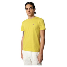 Carica l&#39;immagine nel visualizzatore di Gallery, Napapijri T-shirt uomo girocollo Salis - Giallo Yellow Moss

